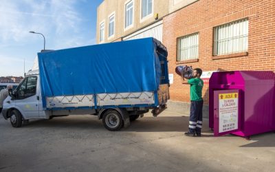 Crowdfunding contenedores para reciclaje de ropa FUNDABEM